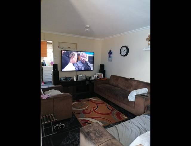 3 BEDROOM HOUSE FOR SALE IN WENTWORTH